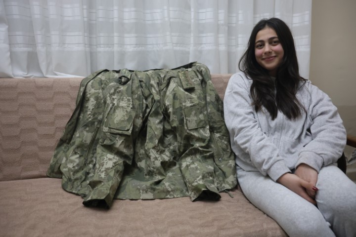 Hatay’da Kahramanmaraş merkezli depremlerde annesinin cansız bedenini ve ağabeyini 13’üncü