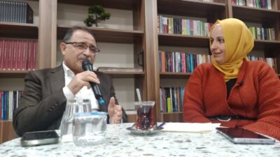 İstanbul’da düzenlenen Bâbıâli Sohbetleri’nde Doğu Türkistan’daki insan hakları ihlalleri ve