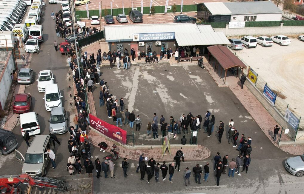 Yeni düzenlemeyle birlikte standart dışı plaka kullanımına kesilen büyük cezalar,