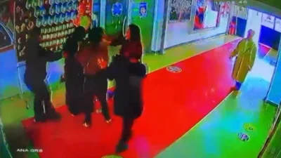İstanbul’un Esenyurt ilçesinde bulunan bir okulda yaşanan olayda, iddiaya göre