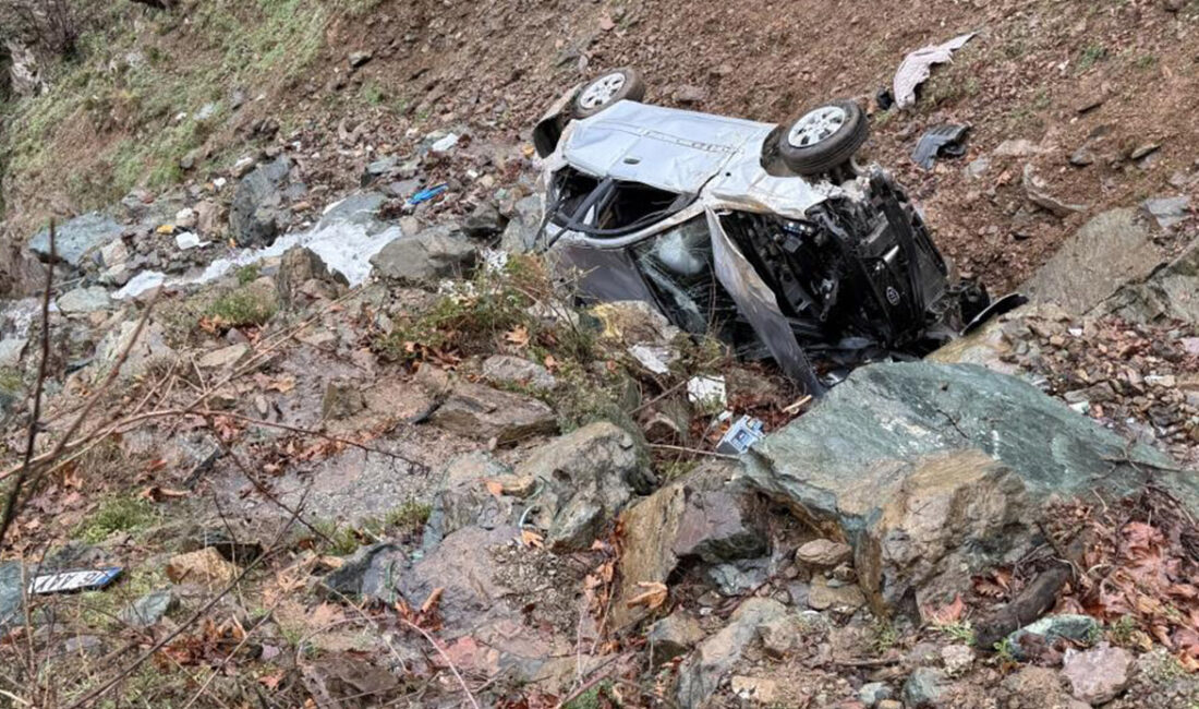 Osmaniye’nin Bahçe ilçesinde bayram namazına gitmek üzere yola çıkanların bulunduğu