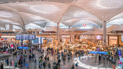 İGA İstanbul Havalimanı, Ramazan Bayramı’nda 873 bin 851 yolcuyu ağırladı.