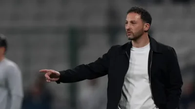 Fenerbahçe, teknik direktör Domenico Tedesco ile yollarını ayırdığını resmen açıkladı.