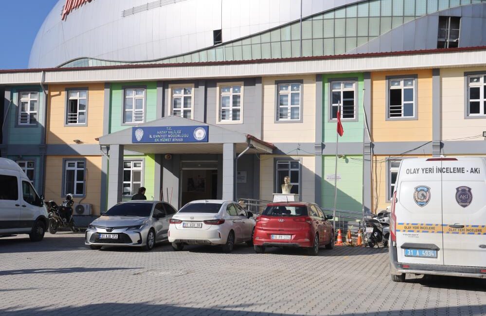 Hatay’da polis ekipleri tarafından gerçekleştirilen operasyonda, 34 ilde iş hayali