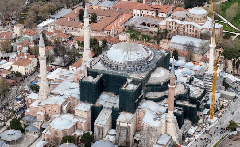 İstanbul’un simge yapılarından Ayasofya-i Kebir Camii’nde yürütülen Cumhuriyet tarihinin en