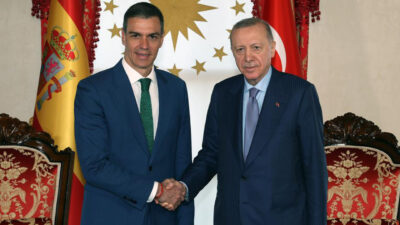 Cumhurbaşkanı Recep Tayyip Erdoğan, İspanya Başbakanı Pedro Sanchez ile bir