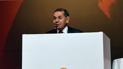 Dursun Özbek: "FIFA kokartı olmayan, tartışmalı bir hakemi bu maça