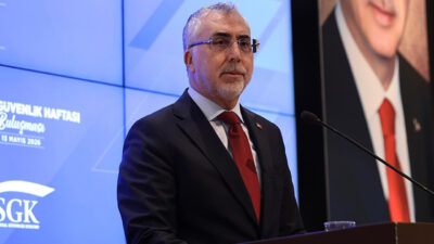 Çalışma ve Sosyal Güvenlik Bakanı Vedat Işıkhan, "Aile Yılı" kapsamında