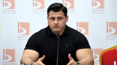 Milli güreşçi Rıza Kayaalp, "Ben 15 final yaptım, 13. şampiyonlukla
