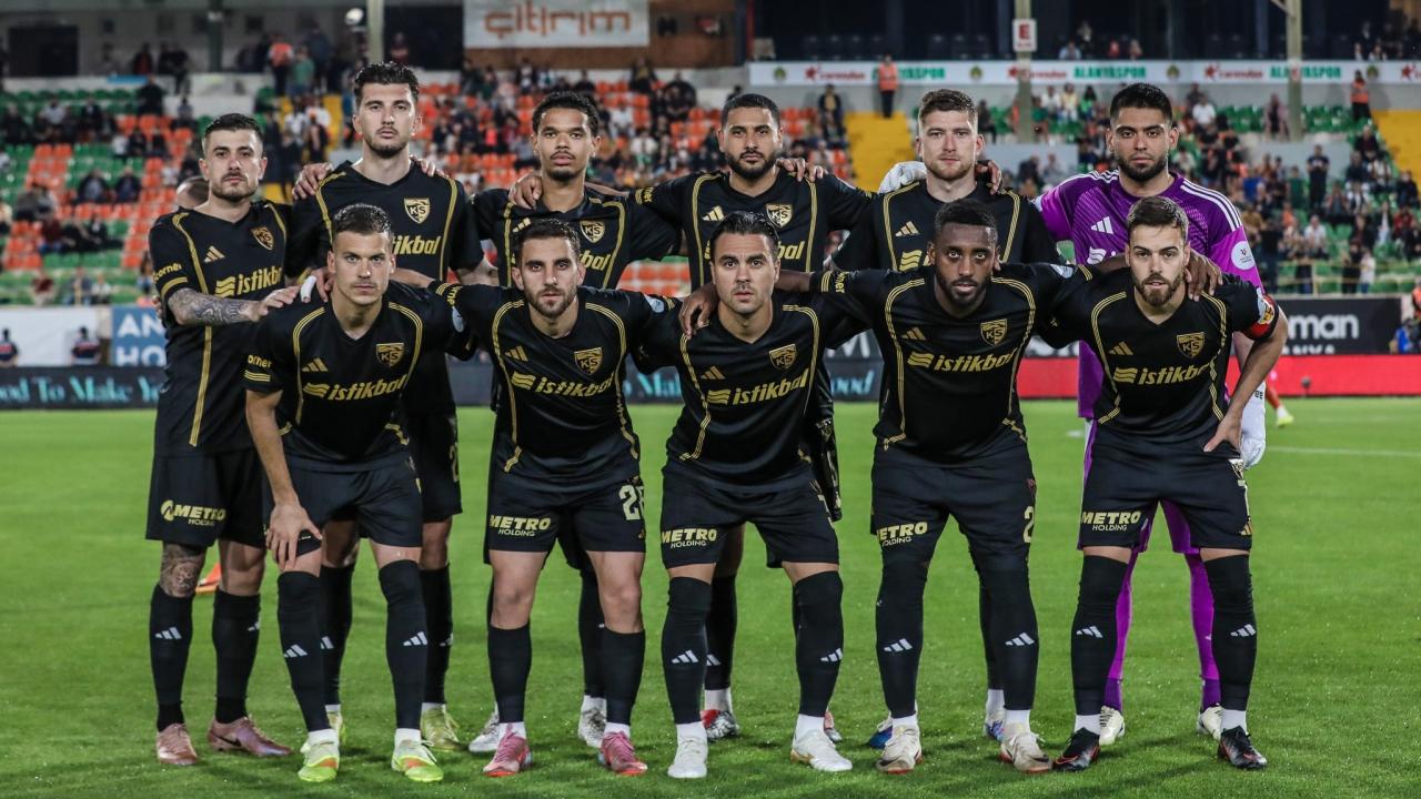 Kayserispor, bu sezon Süper Lig’deki son maçına Pazar günü sahasında