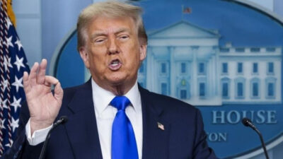 ABD Başkanı Donald Trump, Küba'nın ABD'den yardım istediğini ve bu