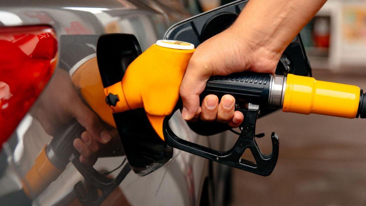 ABD'de benzinin ortalama fiyatı mayısta aylık bazda yüzde 9,2, yıllık