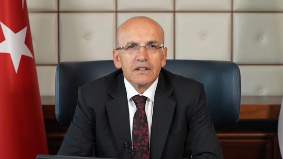 Hazine ve Maliye Bakanı Mehmet Şimşek, sosyal medyadan yaptığı paylaşımda