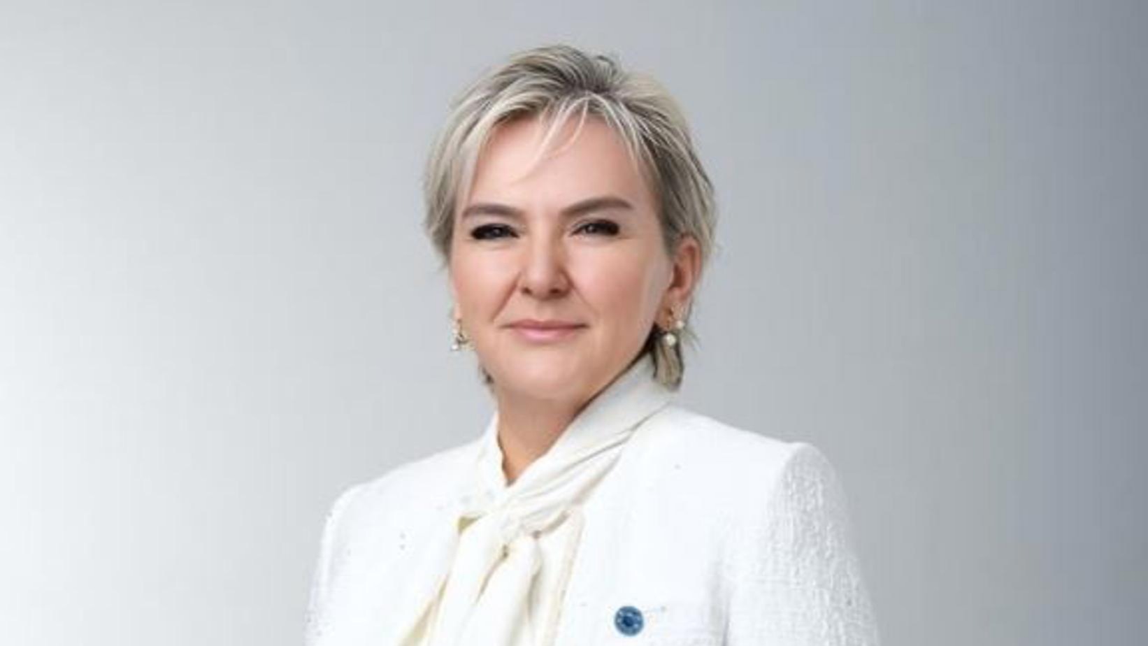 İstanbul Milletvekili Nimet Özdemir CHP'den istifa etti.