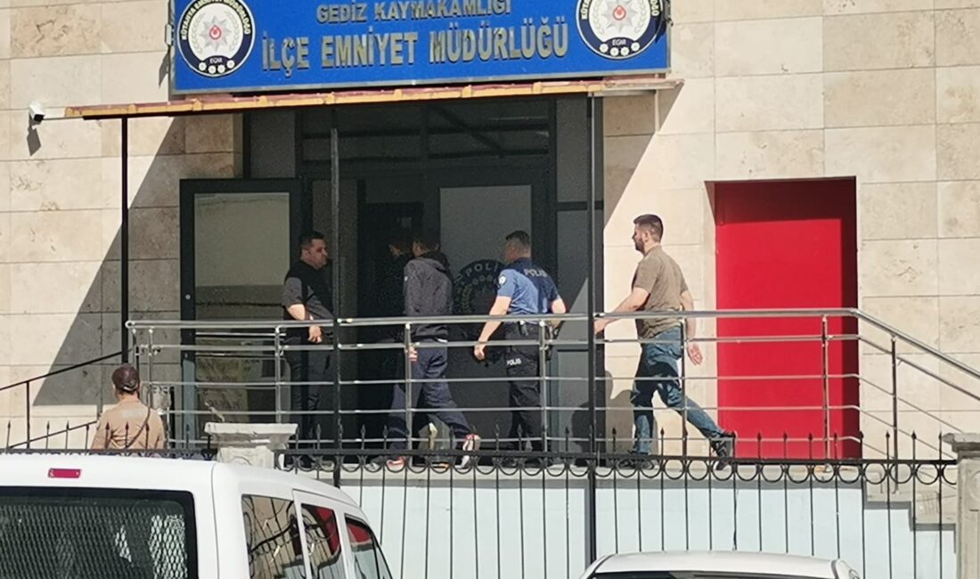 Kütahya'nın Gediz ilçesinde 14 yaşındaki bir kız çocuğuna yönelik şantaj
