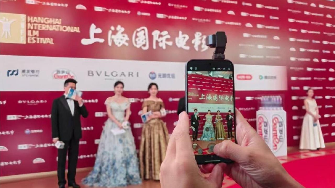 HONOR Robot Phone, yapay zekâ, robotik ve mobil görüntüleme teknolojilerini