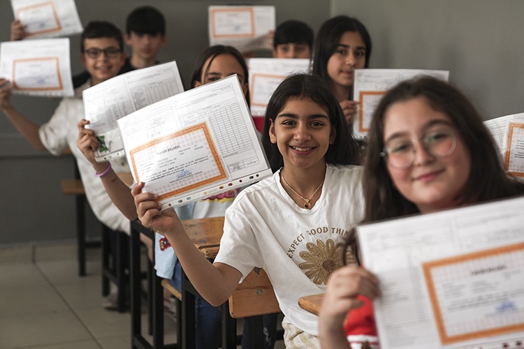 Milyonlarca öğrenci, Milli Eğitim Bakanlığı (MEB) tarafından yayımlanan çalışma takvimine