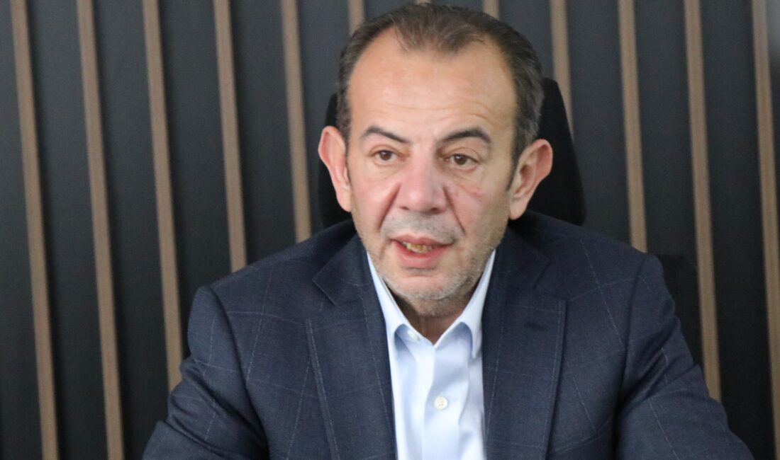 "Yolsuzluk" soruşturması kapsamında tutuklandıktan sonra Bolu Belediye Başkanlığı'ndan uzaklaştırılan Tanju