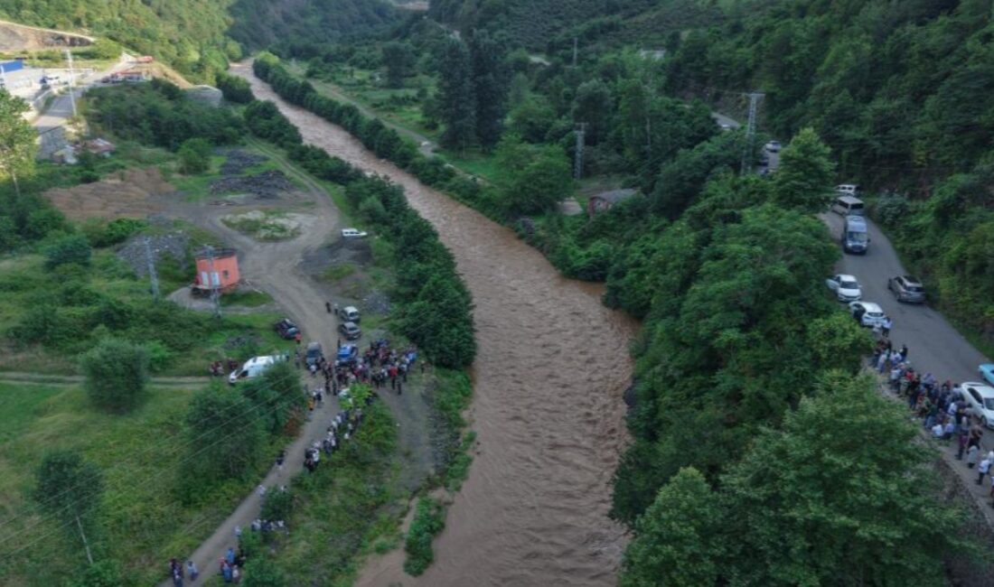  Giresun’da dün etkili olan şiddetli yağışlar ve sellerin ardından Keşap