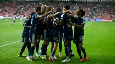 Trendyol Süper Lig’in 3. haftasında Fenerbahçe, deplasmanda karşılaştığı Samsunspor’u Vedat