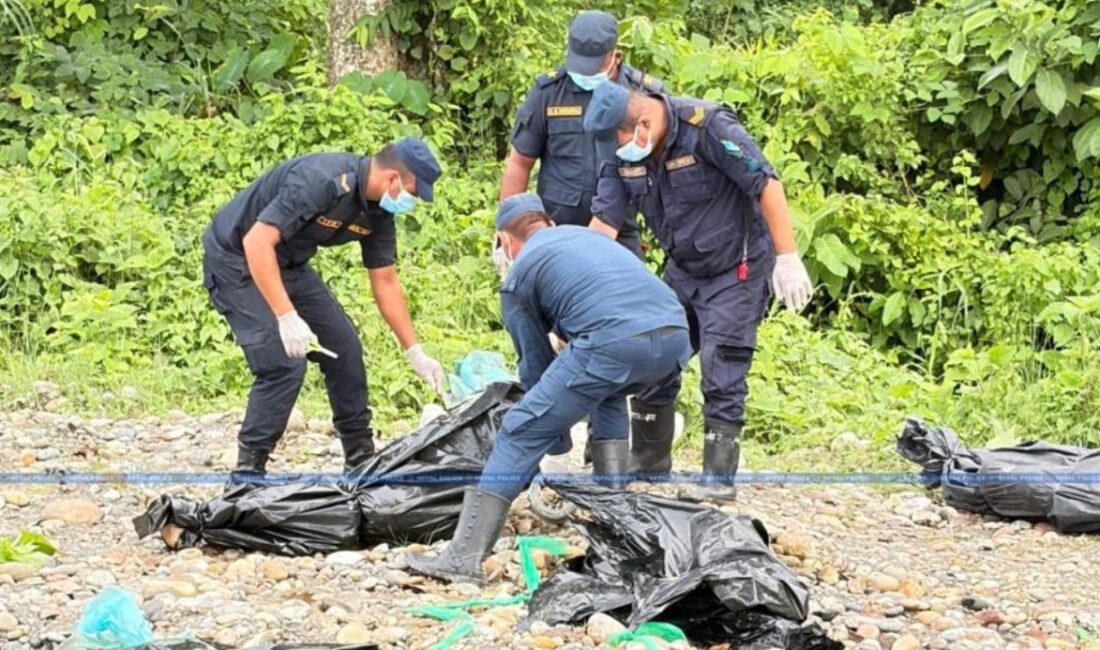 Nepal’de 26 Ağustos’ta Himalayalar’dan kopan bir buzulun neden olduğu taşkının