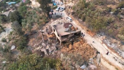 Adana’nın Aladağ ilçesine sıçrayan orman yangınında Dailer Mahallesi’nde 19 hane