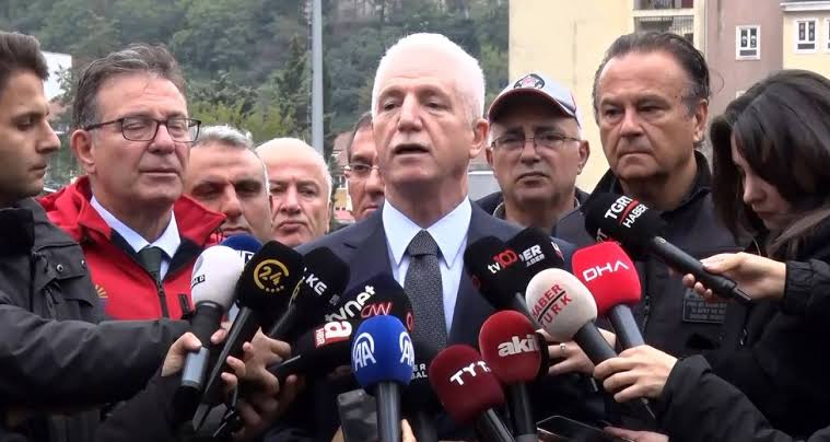 İstanbul Valisi Davut Gül, “İstanbul’umuzda 6 kişi vefat etti, 1